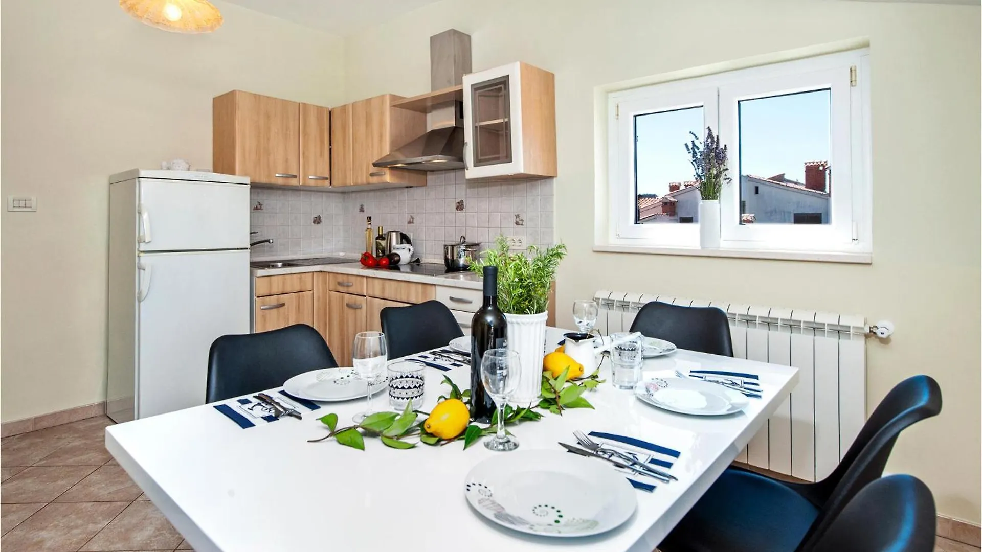 7 Bedroom Amazing Home In Rovinj 0*,