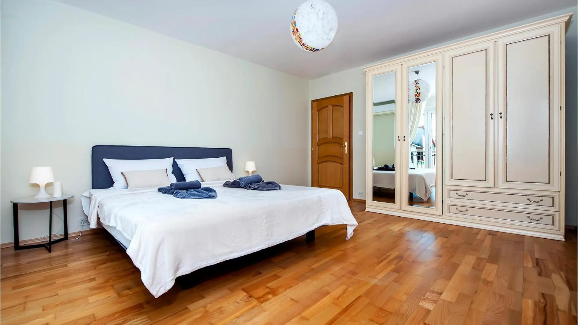 7 Bedroom Amazing Home In Rovinj