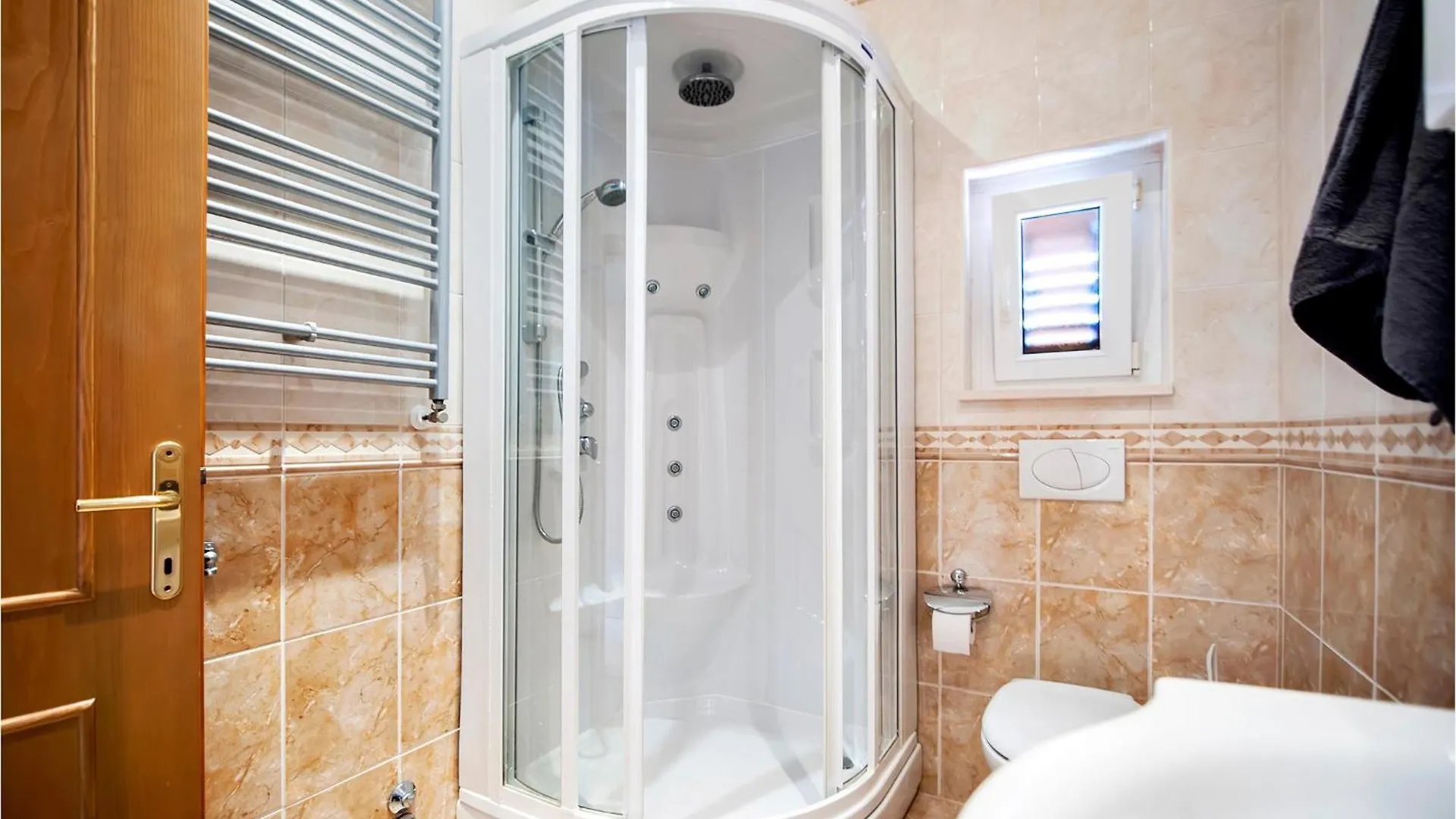 7 Bedroom Amazing Home In Rovinj Chorvatsko